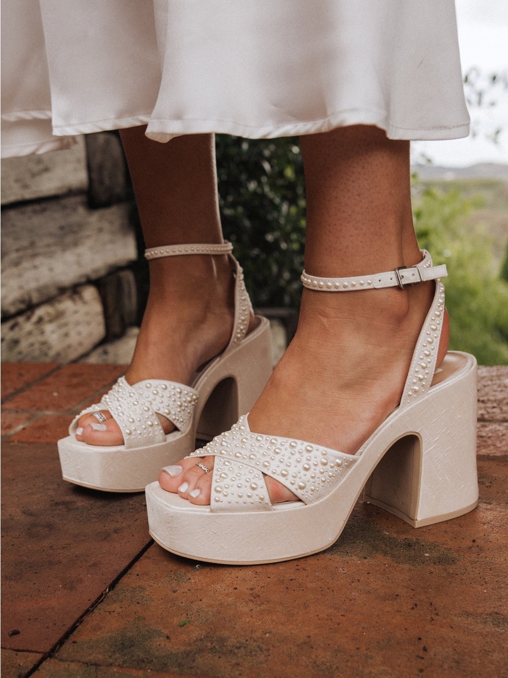 Dolce Vita Wessi Platform Heel - 8.5